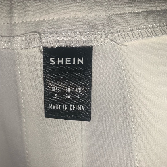 Pleated High-Rise Mini Skater Skirt - Picture 3 of 3